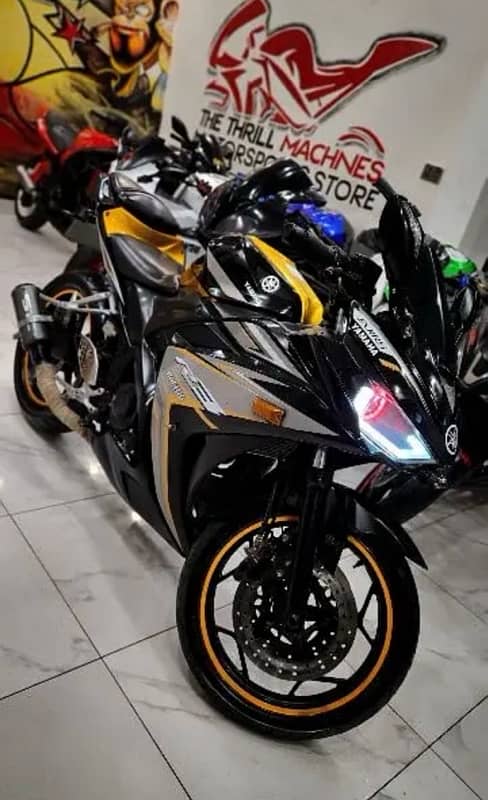 Yamaha YZF R3 replica 400cc heavy bike 0