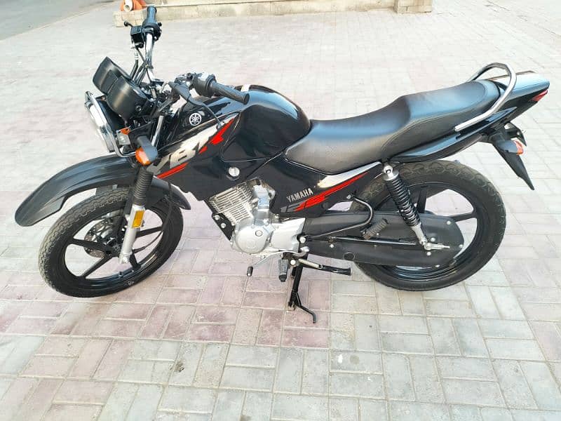 Yamaha YBR 125 0