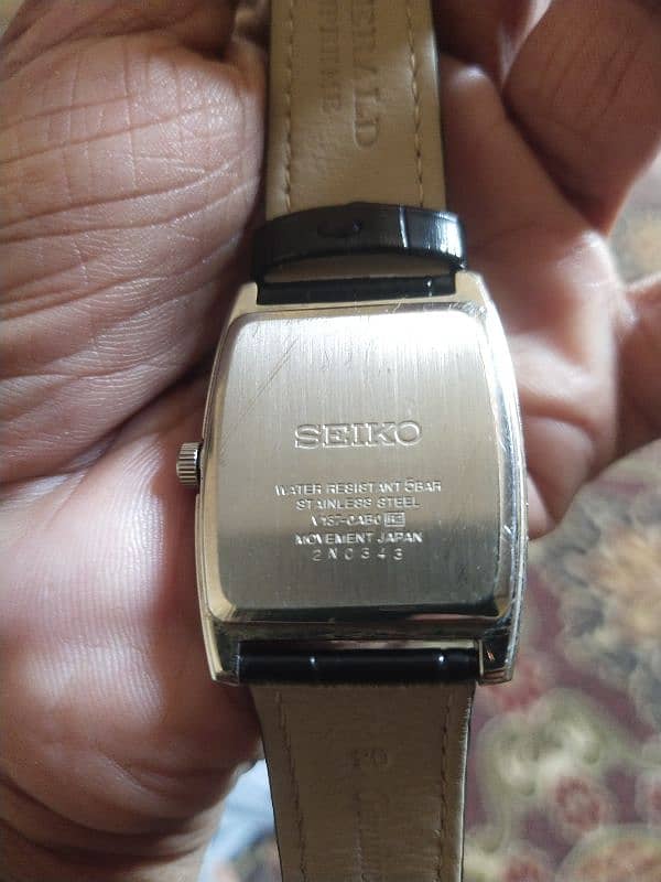 Seiko solar watch 5