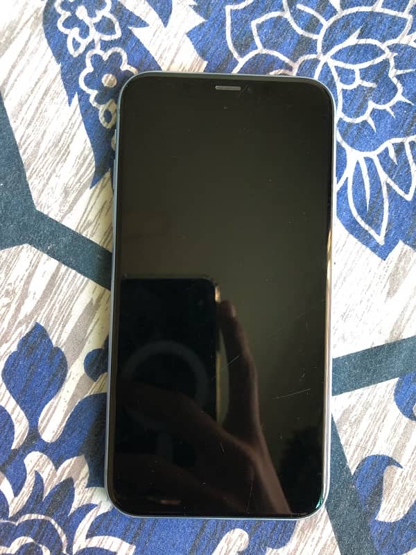 IPhone XR ( sim working ) (exchange possible) 0