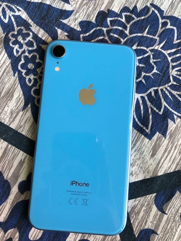 IPhone XR ( sim working ) (exchange possible) 1