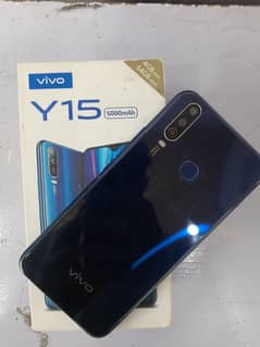 VIVO Y15 4GB RAM 64GB MEMORY SET CHARGER AND BOX