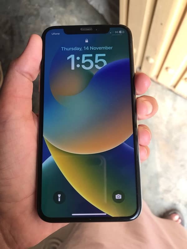 IPhone X (PTA Approved)  64 gb 3