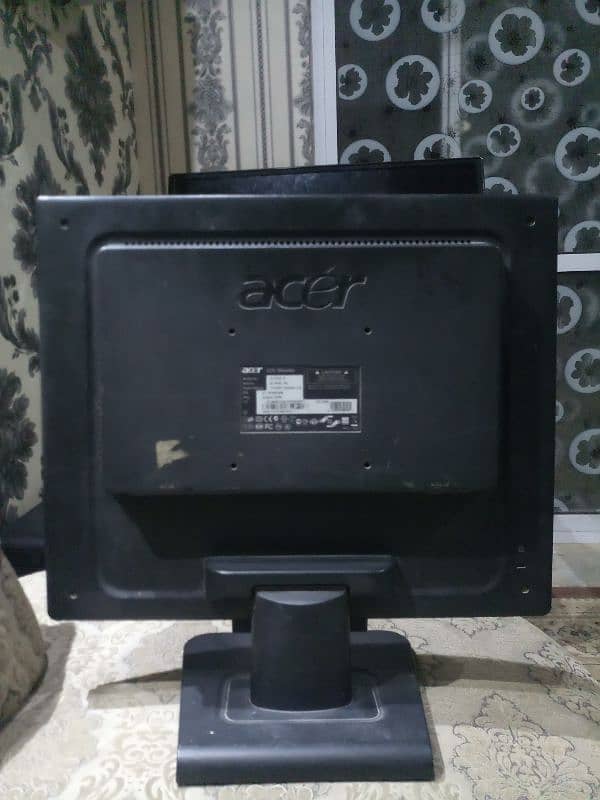 Computer acers  moniter 19 inch 2