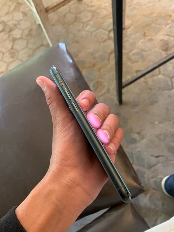 Iphone 11pro 256gb 85bh factory unlock 4