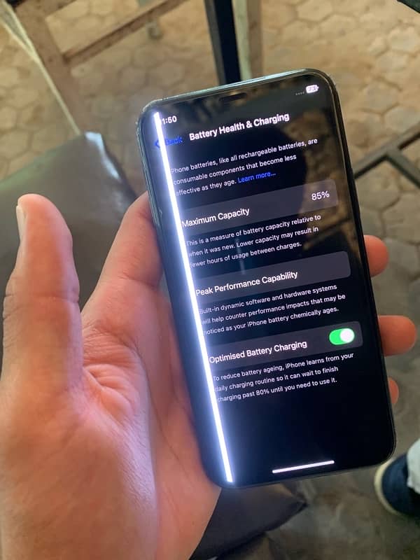 Iphone 11pro 256gb 85bh factory unlock 5