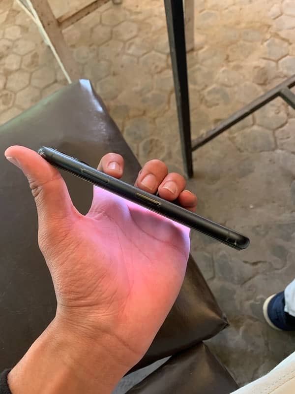 Iphone 11pro 256gb 85bh factory unlock 6