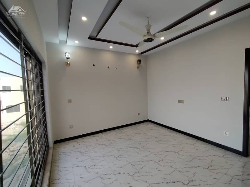 5 Marla House For Sale in DHA Phase 9 Town Reasonable Price Near Askari 11 Lahore 23