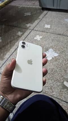 iPhone 11 64gb non pta with box with charger