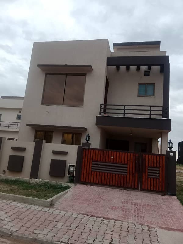 Bahria Town Phase 8, 5 Marla Designer House 4 Beds With Attached Baths Outstanding Location On Investor Rate 0