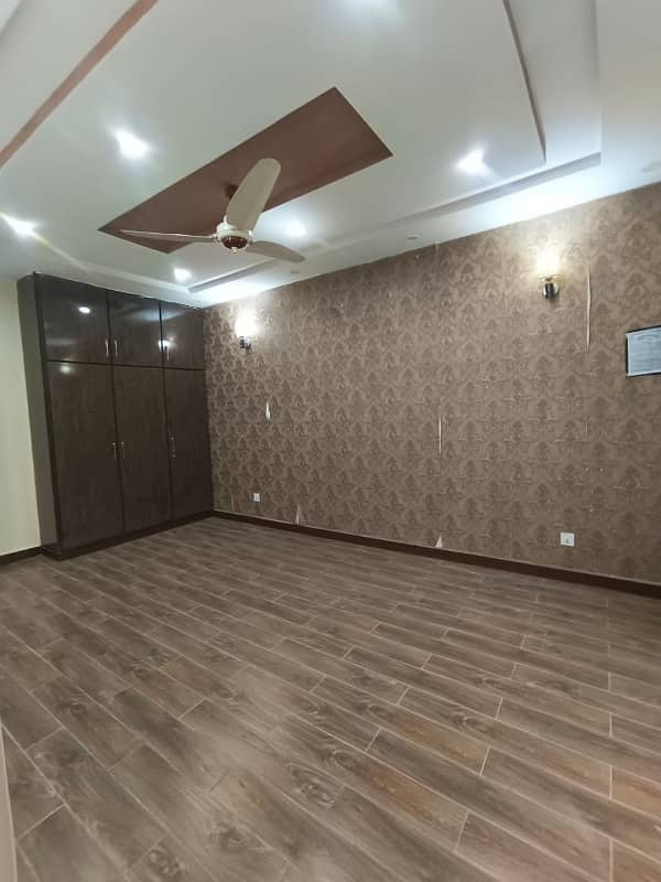 7 Marla House For Rent Prime Location of DHA Phase 6 Near Park & Mosque & Commercial Facilities 17