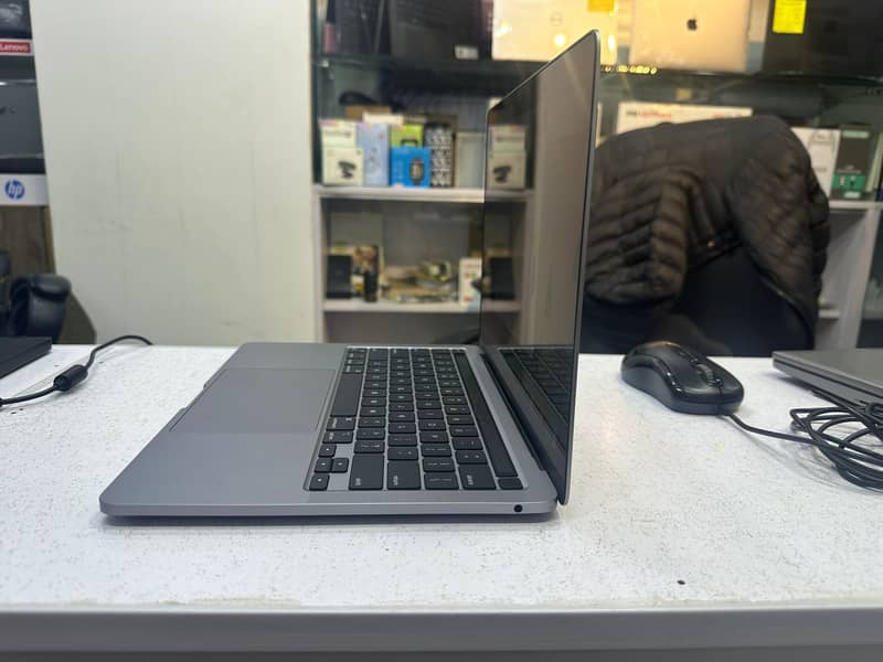 MACBOOK PRO M1 2020 2