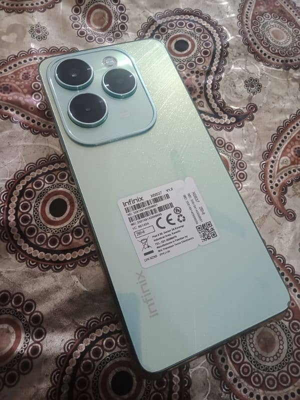 infinix hot 40 pro 1