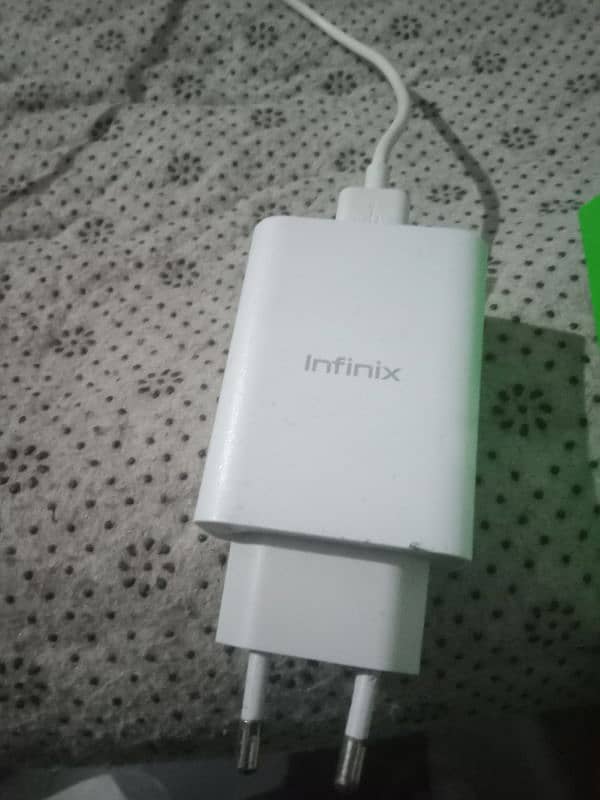 infinix hot 40 pro 2