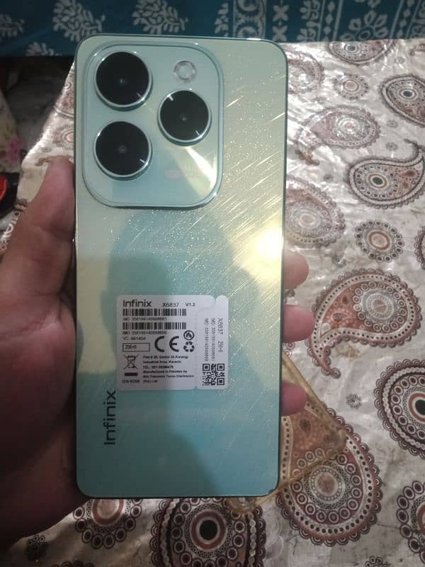 infinix hot 40 pro 7