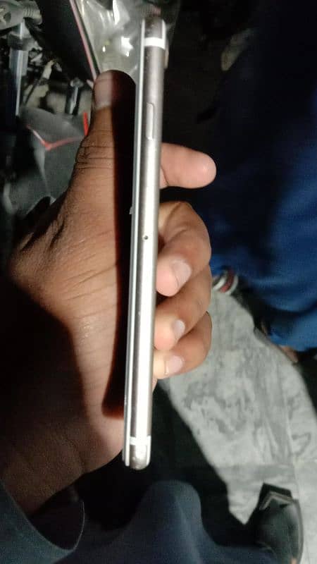 i phone 7 non pta front finger print work and button do not work 2