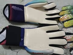 Goalkeeper gloves