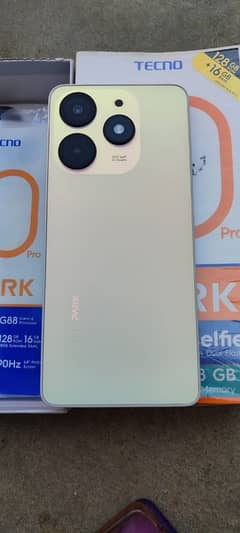 my mobile techno spark 10 Pro 16 plus 5GB RAM 128 GB rom 10/10