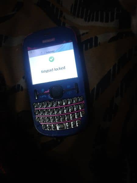 nokia asha 200 dual sim 100% original modle h 1