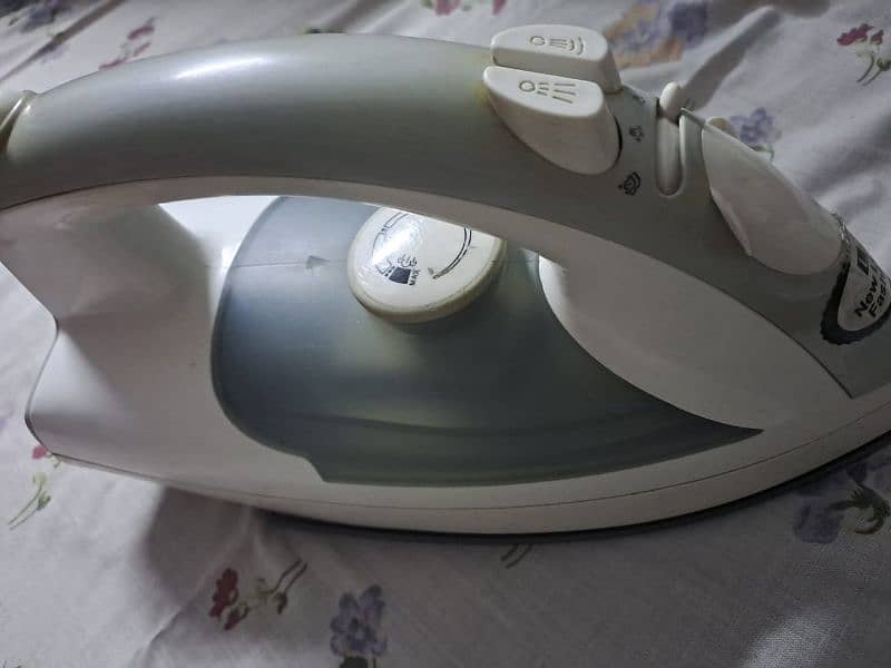 steam iron 1