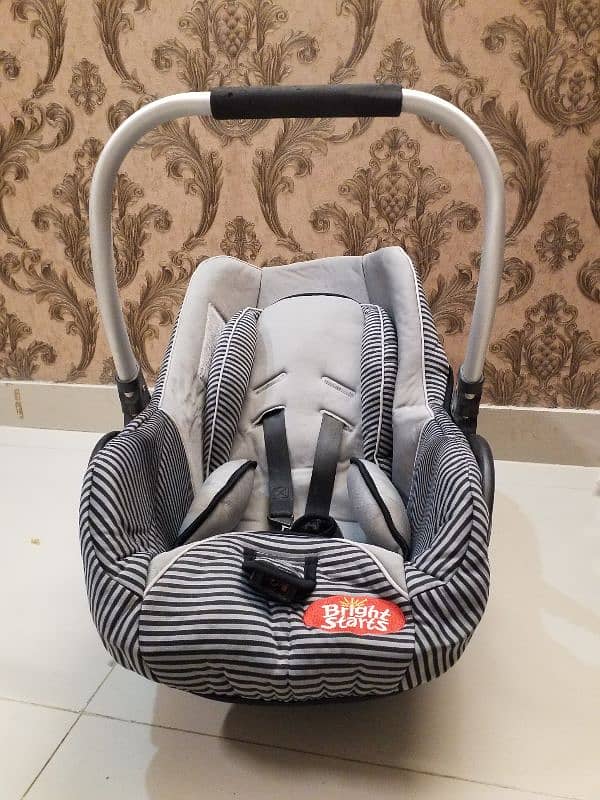 bright star carry cot fresh condition 0