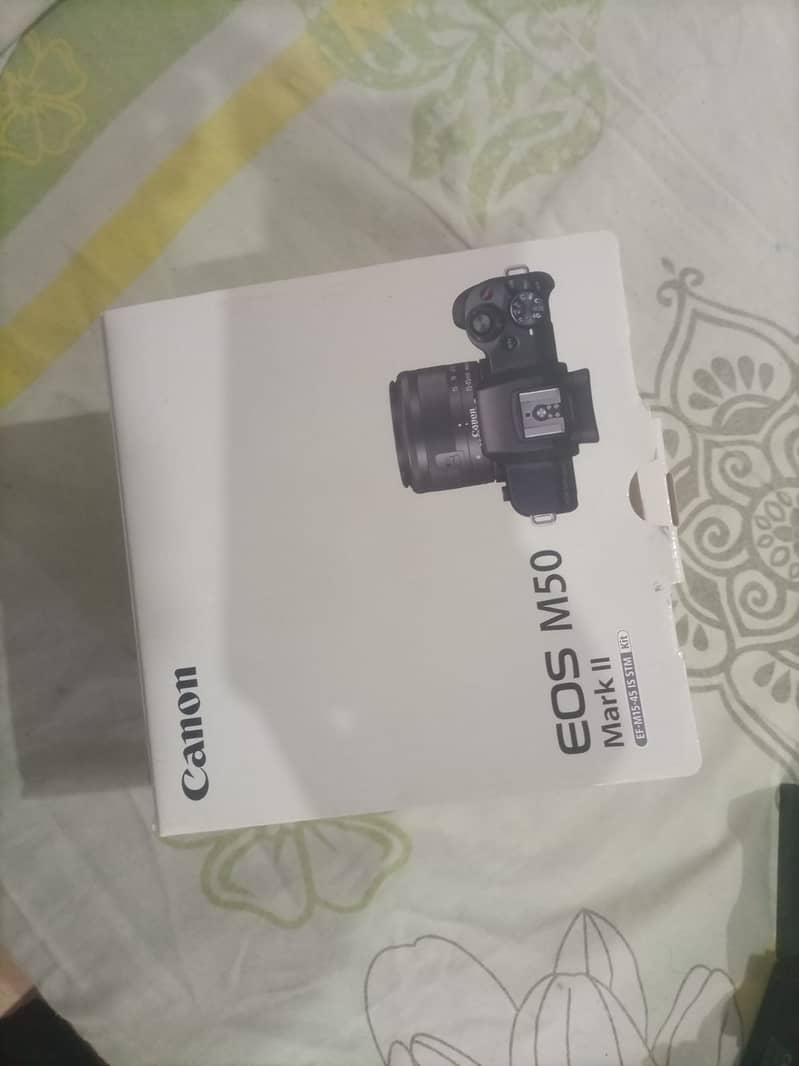 Canon EOS M50 Mark II 4K Camera - 10/10 Condition with Box & Lens 4