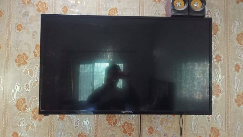 Nobel led tv 40"inch 10-10 condition contact 03269433511 4