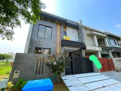 5 Marla luxury House Available For Sale In DHA 9 town Lahore