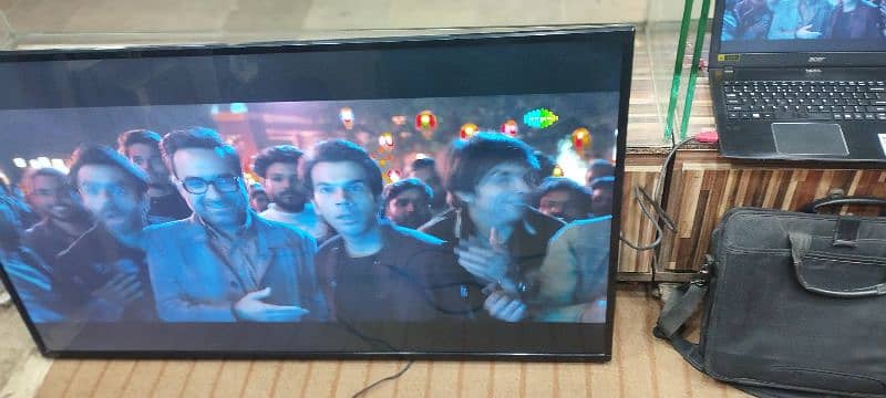 Akira led 50 inch 1