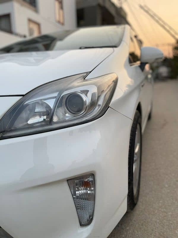 TOYOTA PRIUS S LED 1.8 10