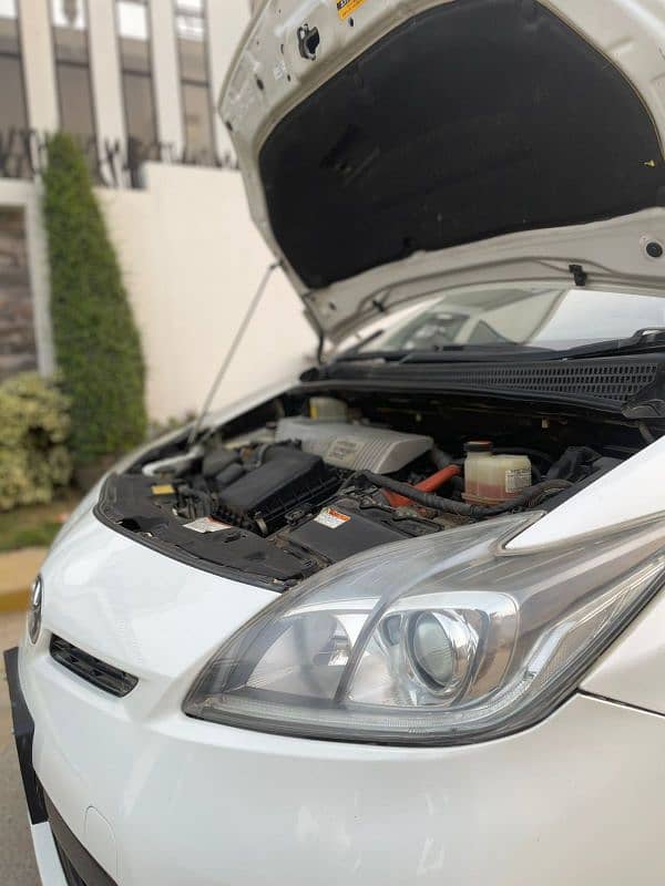 TOYOTA PRIUS S LED 1.8 15