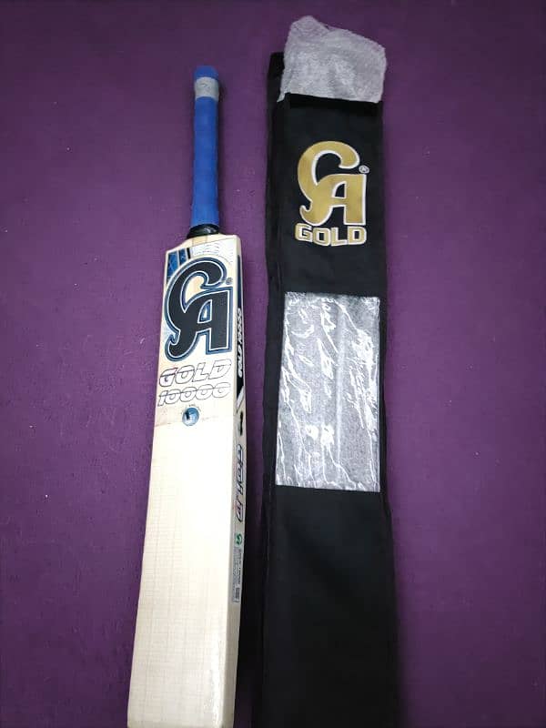 CA 10000 GOLD EDITION CRICKET BAT 3