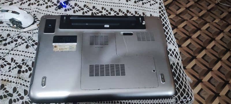 DELL XPS 3GB GEFORCE GRAPHICS CARD GAMING LAPTOP (SASTAY ME !!) 7