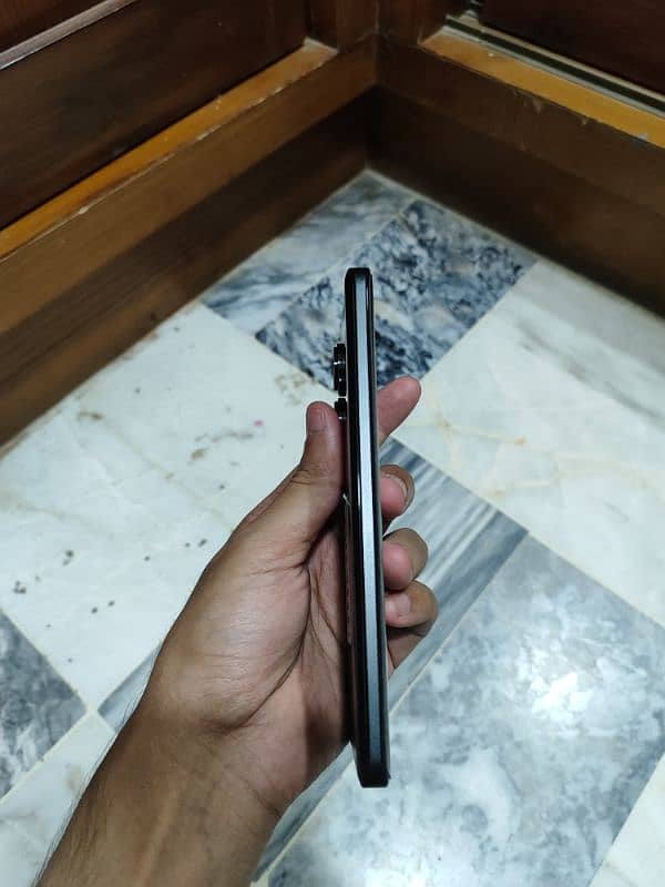 Redmi note 13 pro plus (Read Ad first) 4