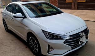 Hyundai Elantra 2023