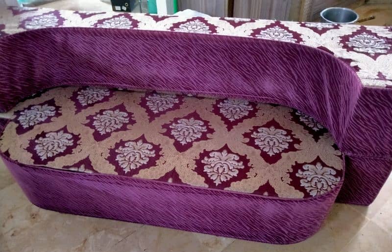 Sofa Cum bed with Pink Cover 4