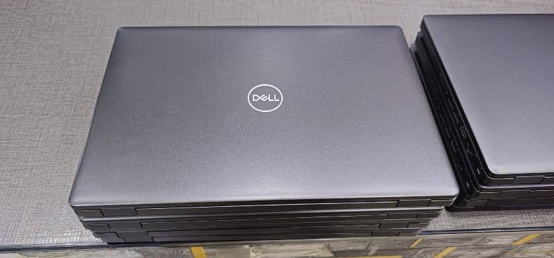 Dell Latitude 5400 Core i5 8th generation Touch screen 8