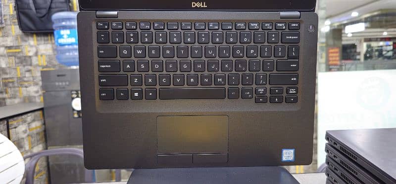 Dell Latitude 5400 Core i5 8th generation Touch screen 13