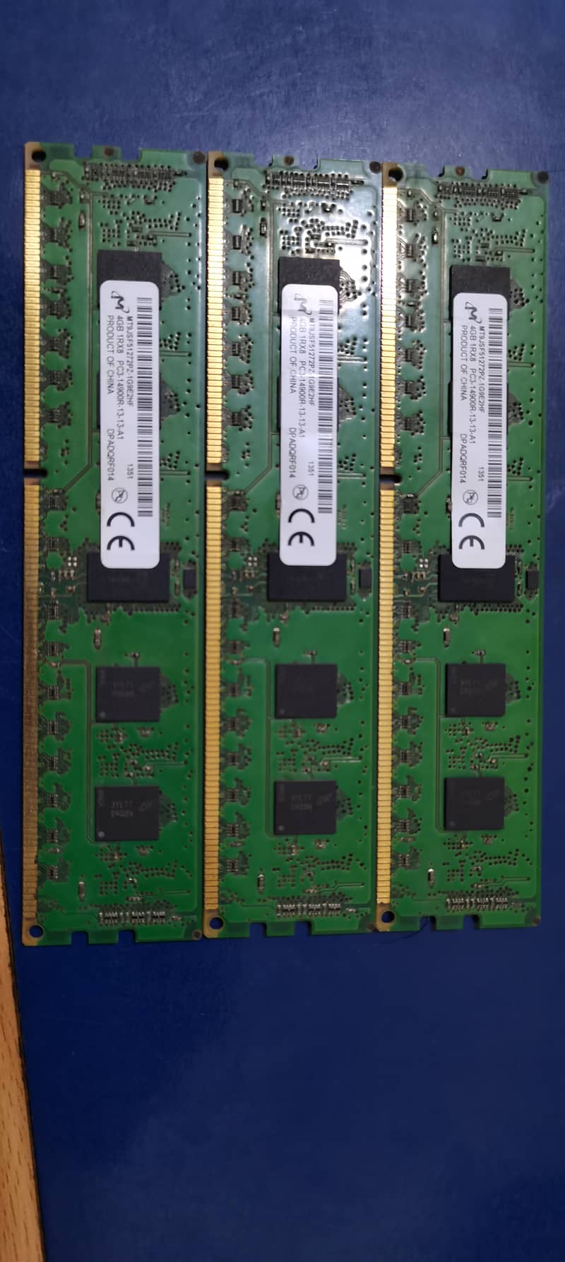 3 x 4GB DDR3-1866 ECC Ram (PC3-14900R) 0