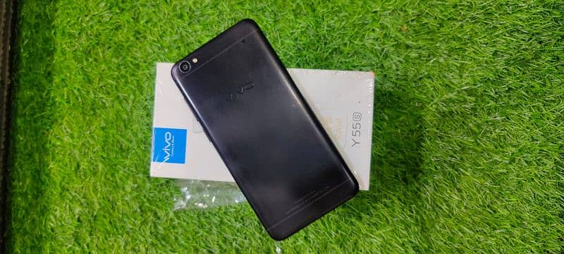 Vivo Y55s Official PTA (not a copy set) Price Negotiable 0