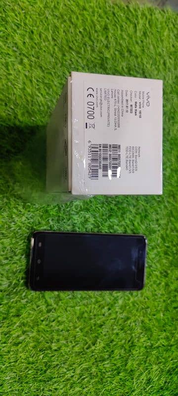 Vivo Y55s Official PTA (not a copy set) Price Negotiable 2