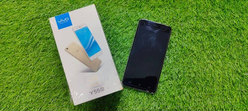 Vivo Y55s Official PTA (not a copy set) Price Negotiable 3