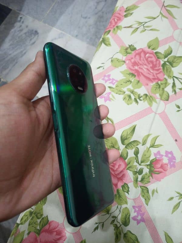 Infinix Note 7     6/128gb  10/10 condition  with box and charger 5