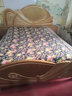 king size bed full deco paint urgent sale