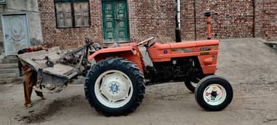 TRACTOR