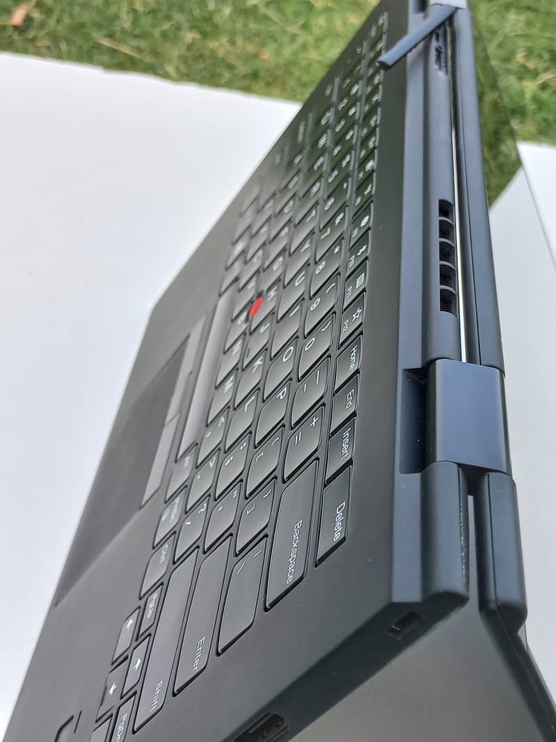 lenovo x1 yoga core i5 8th gen 16gb ram | stylus | Touch 360 5