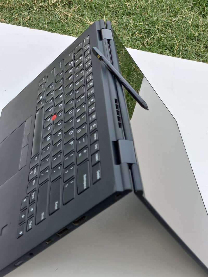 lenovo x1 yoga core i5 8th gen 16gb ram | stylus | Touch 360 10