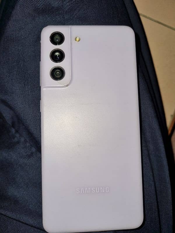 Samsung Galaxy S21 Fe 2