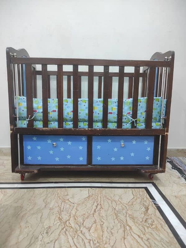 baby cot 2