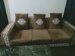 6 seater sofa brown colour zigzag